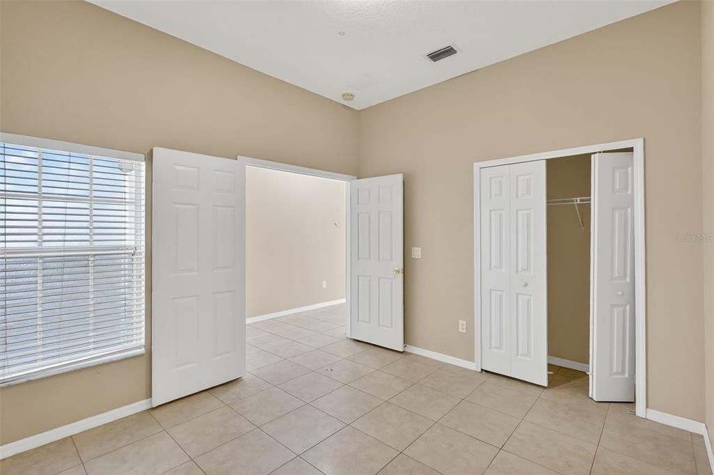 For Sale: $330,000 (4 beds, 2 baths, 1775 Square Feet)