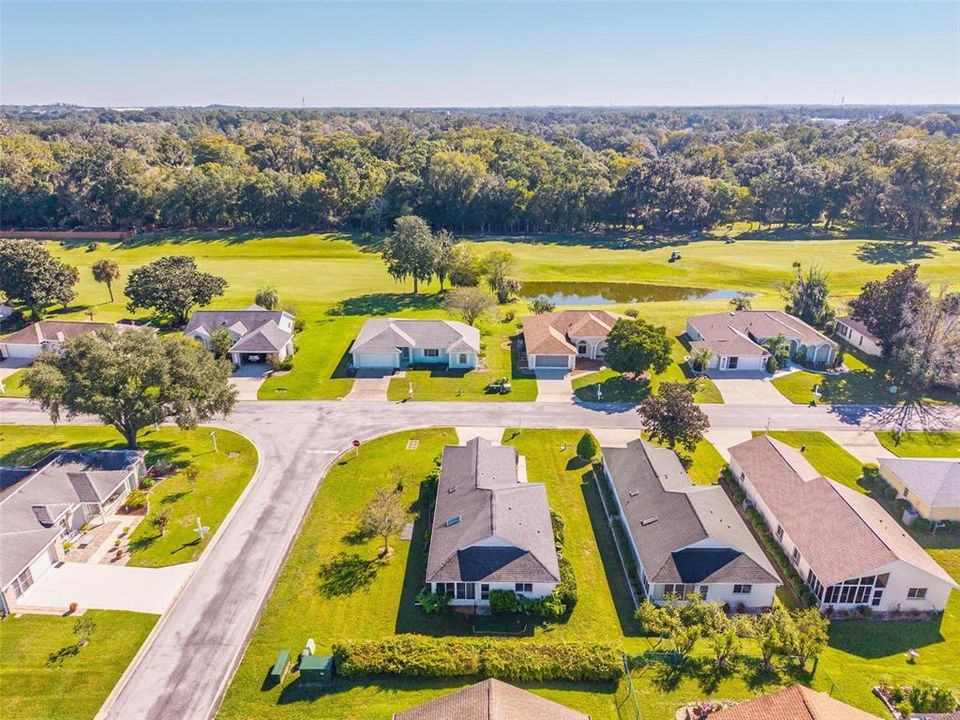 Active With Contract: $2,400 (2 beds, 2 baths, 1062 Square Feet)