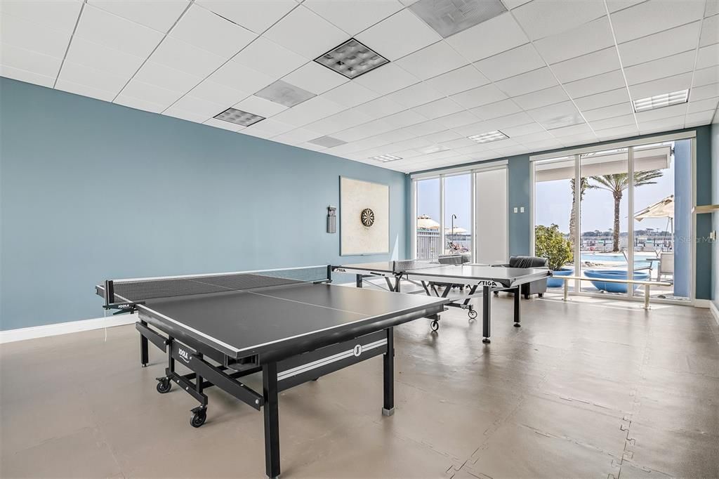 En Venta: $599,000 (3 camas, 3 baños, 2079 Pies cuadrados)