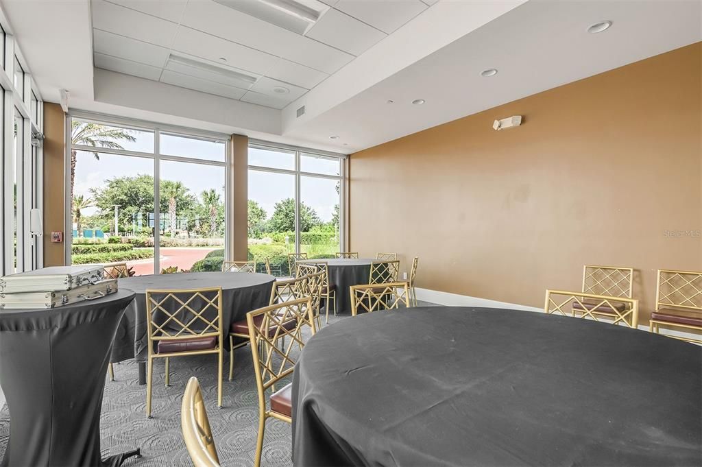 En Venta: $599,000 (3 camas, 3 baños, 2079 Pies cuadrados)