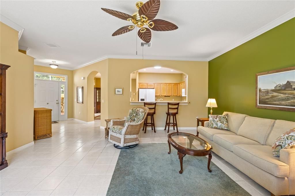 Active With Contract: $275,000 (2 beds, 2 baths, 1559 Square Feet)