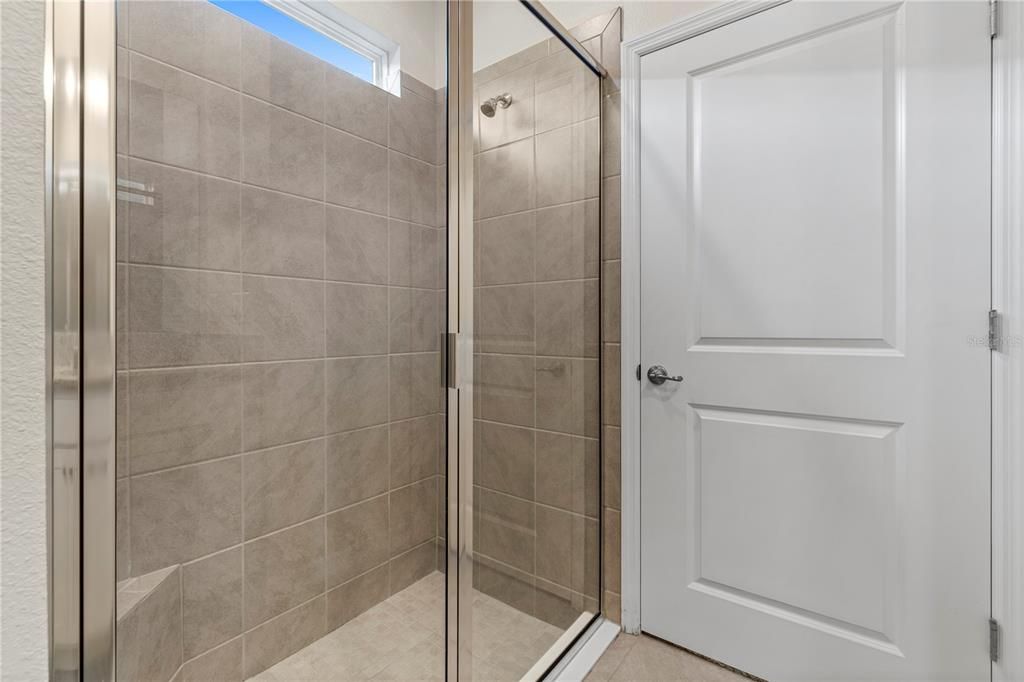 For Rent: $2,200 (3 beds, 2 baths, 1504 Square Feet)