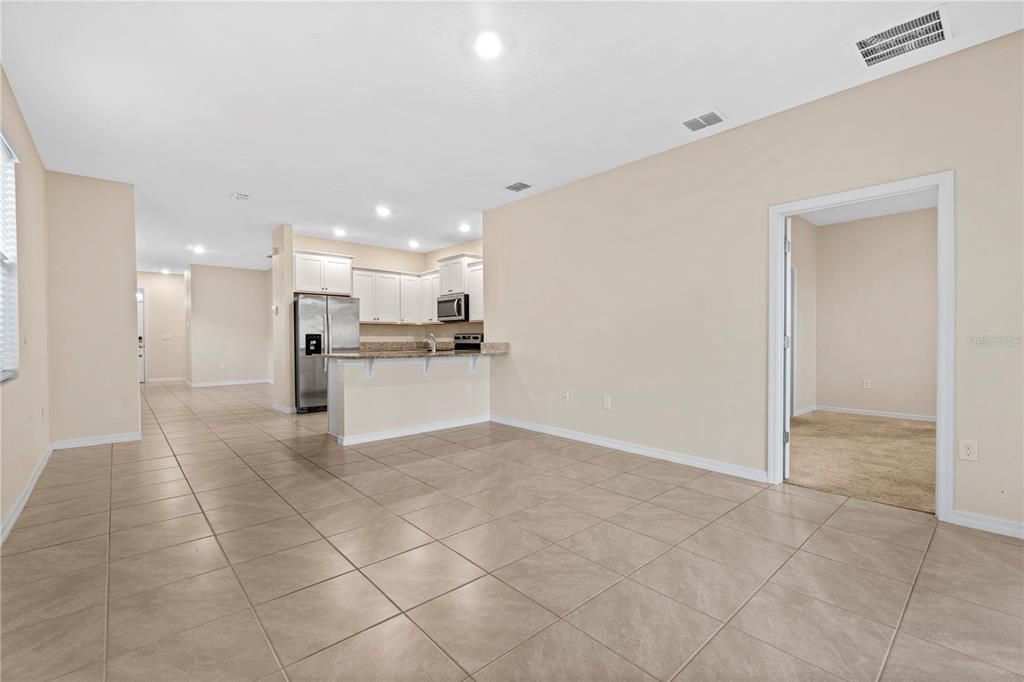 For Rent: $2,200 (3 beds, 2 baths, 1504 Square Feet)