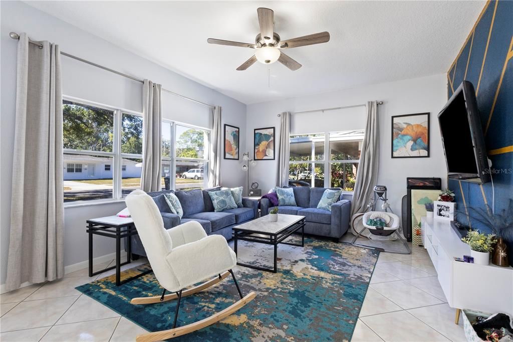 Active With Contract: $399,000 (4 beds, 3 baths, 1676 Square Feet)