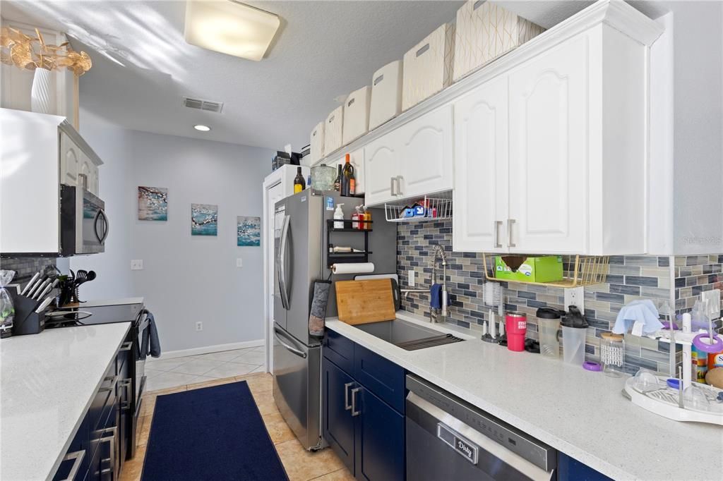 Active With Contract: $399,000 (4 beds, 3 baths, 1676 Square Feet)