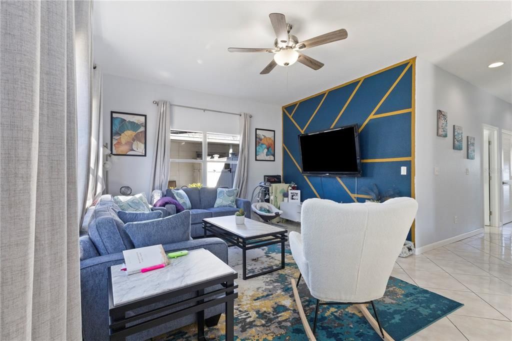 Active With Contract: $399,000 (4 beds, 3 baths, 1676 Square Feet)