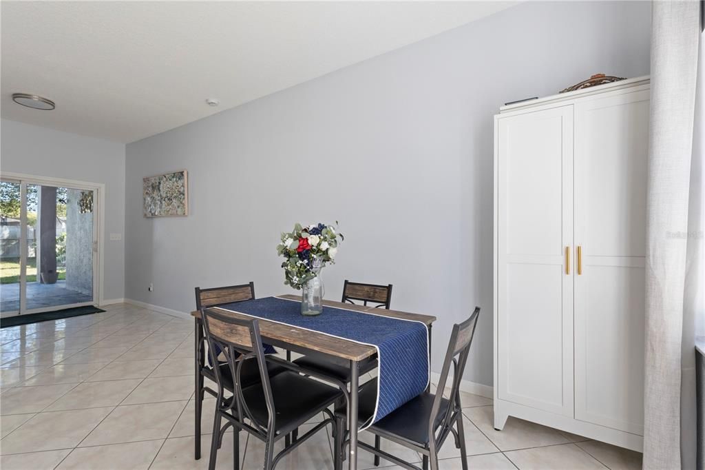 Active With Contract: $399,000 (4 beds, 3 baths, 1676 Square Feet)