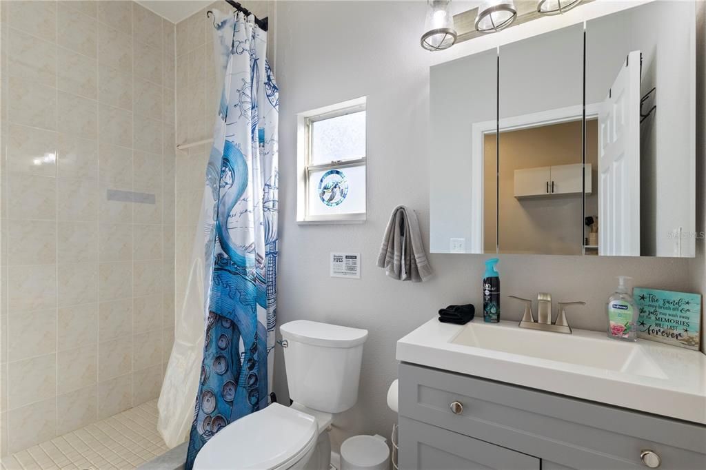 Active With Contract: $399,000 (4 beds, 3 baths, 1676 Square Feet)