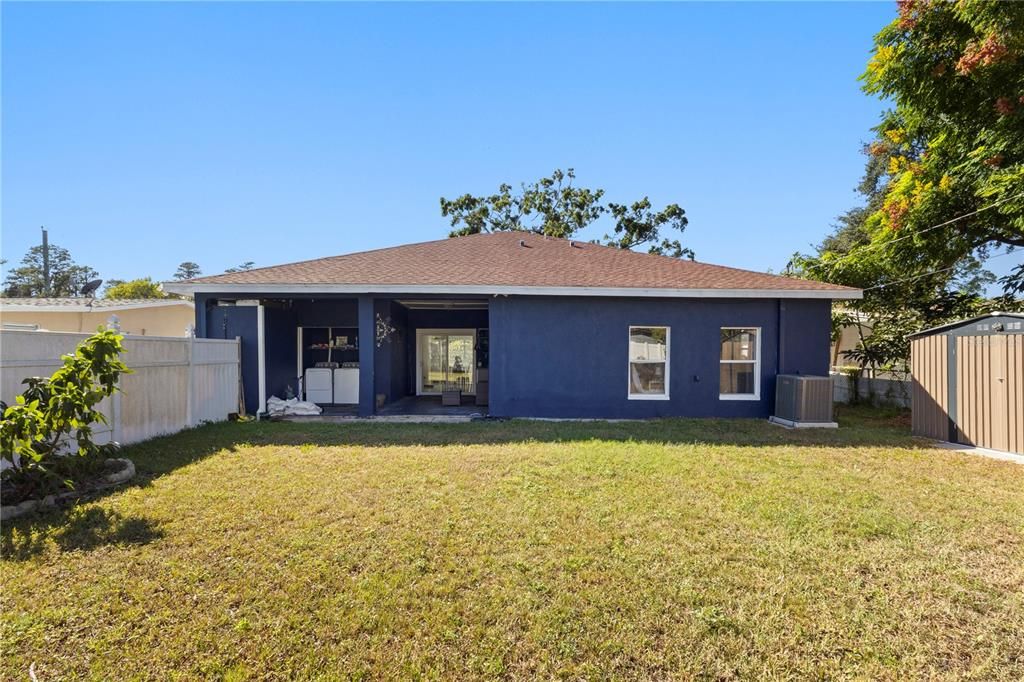 Active With Contract: $399,000 (4 beds, 3 baths, 1676 Square Feet)