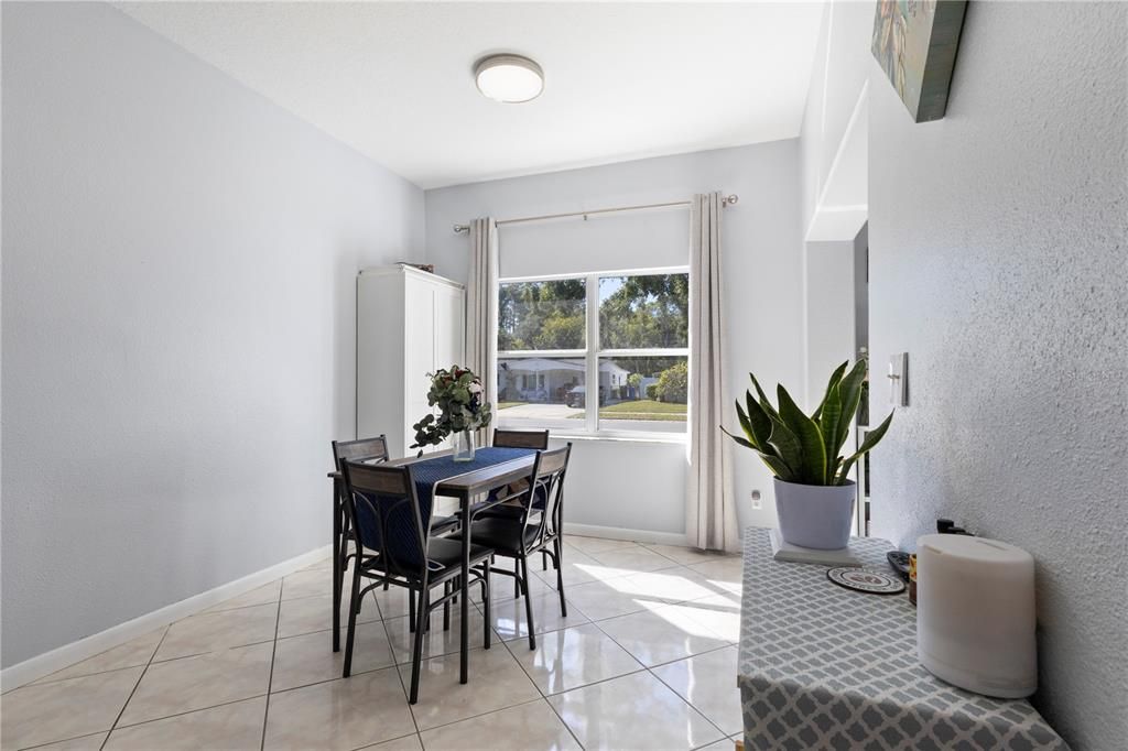 Active With Contract: $399,000 (4 beds, 3 baths, 1676 Square Feet)