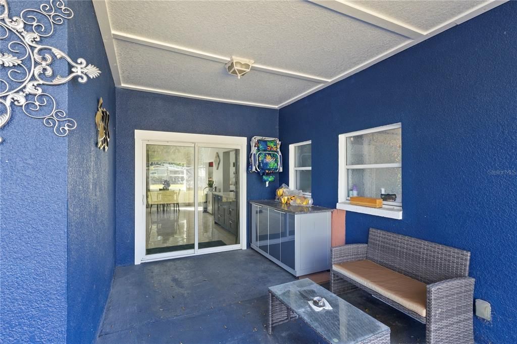 Active With Contract: $399,000 (4 beds, 3 baths, 1676 Square Feet)