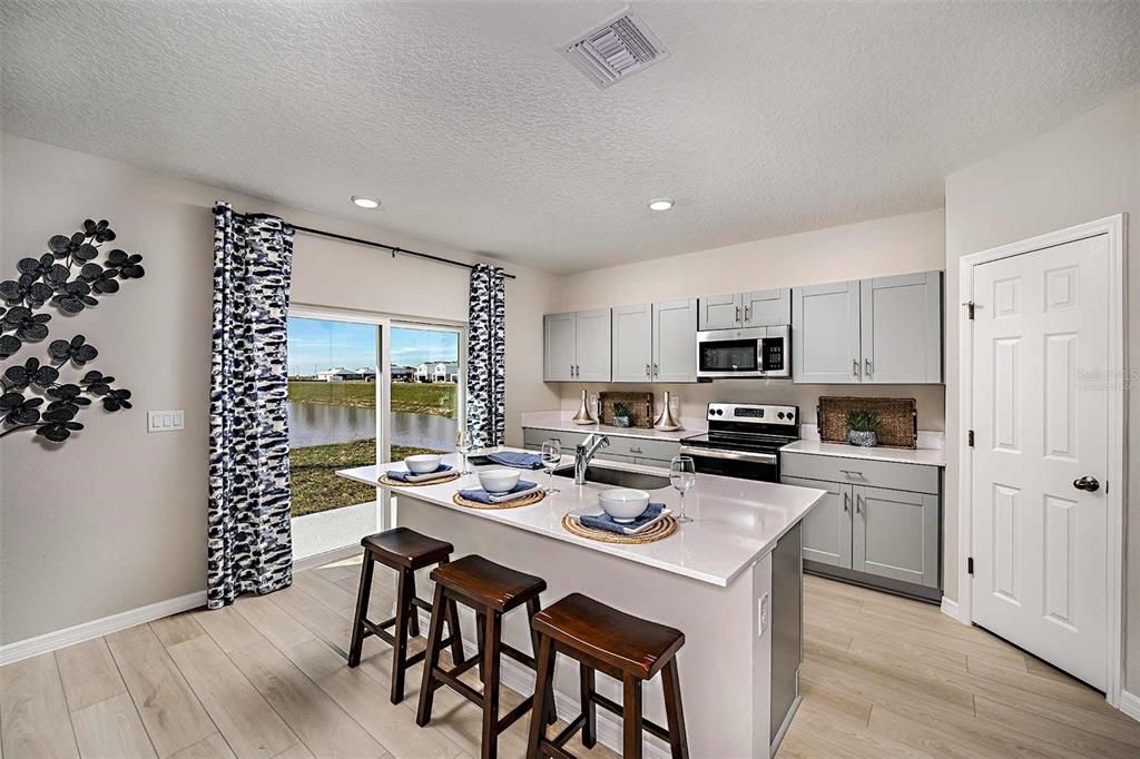 Active With Contract: $374,999 (5 beds, 3 baths, 2470 Square Feet)