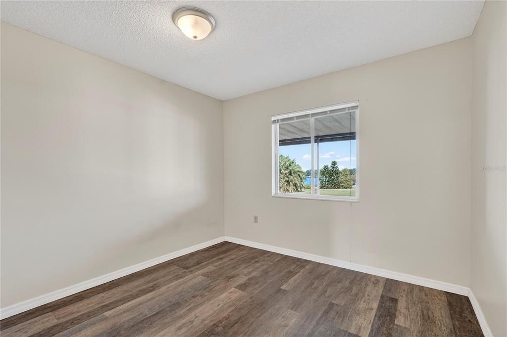 For Sale: $169,500 (3 beds, 2 baths, 1073 Square Feet)