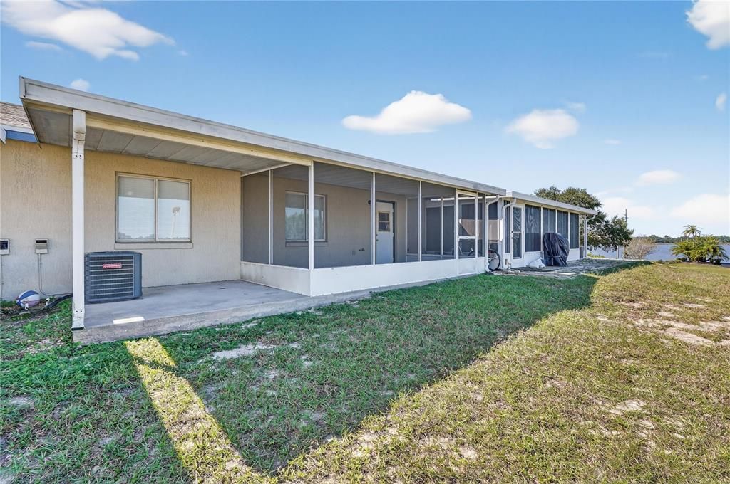 For Sale: $169,500 (3 beds, 2 baths, 1073 Square Feet)