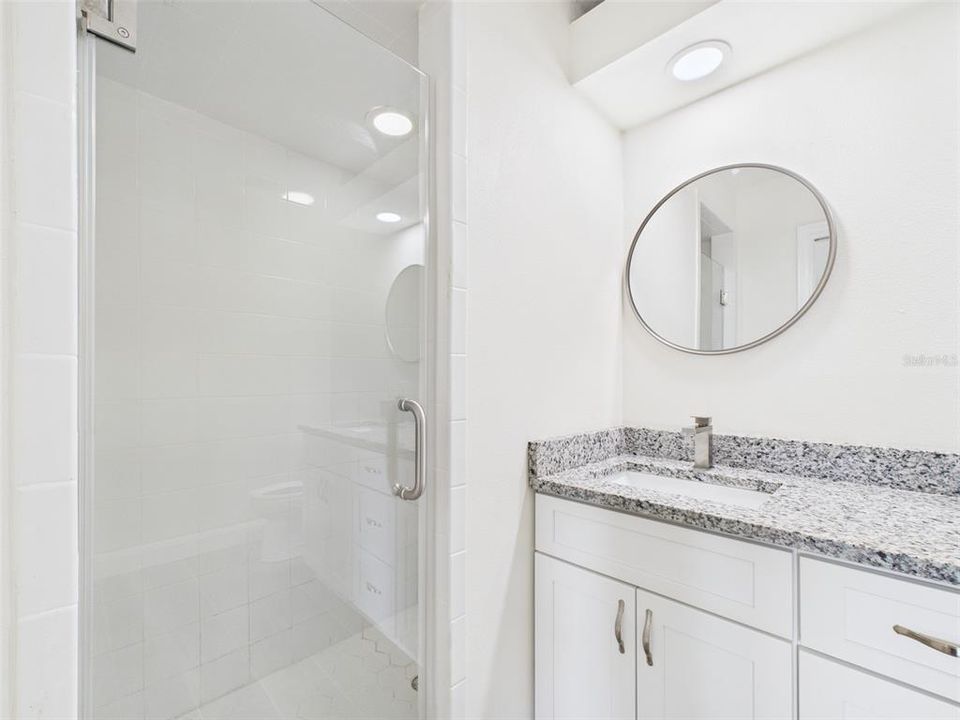 Activo con contrato: $299,900 (3 camas, 2 baños, 1564 Pies cuadrados)