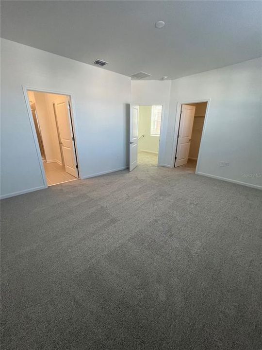 For Rent: $2,400 (4 beds, 3 baths, 2023 Square Feet)