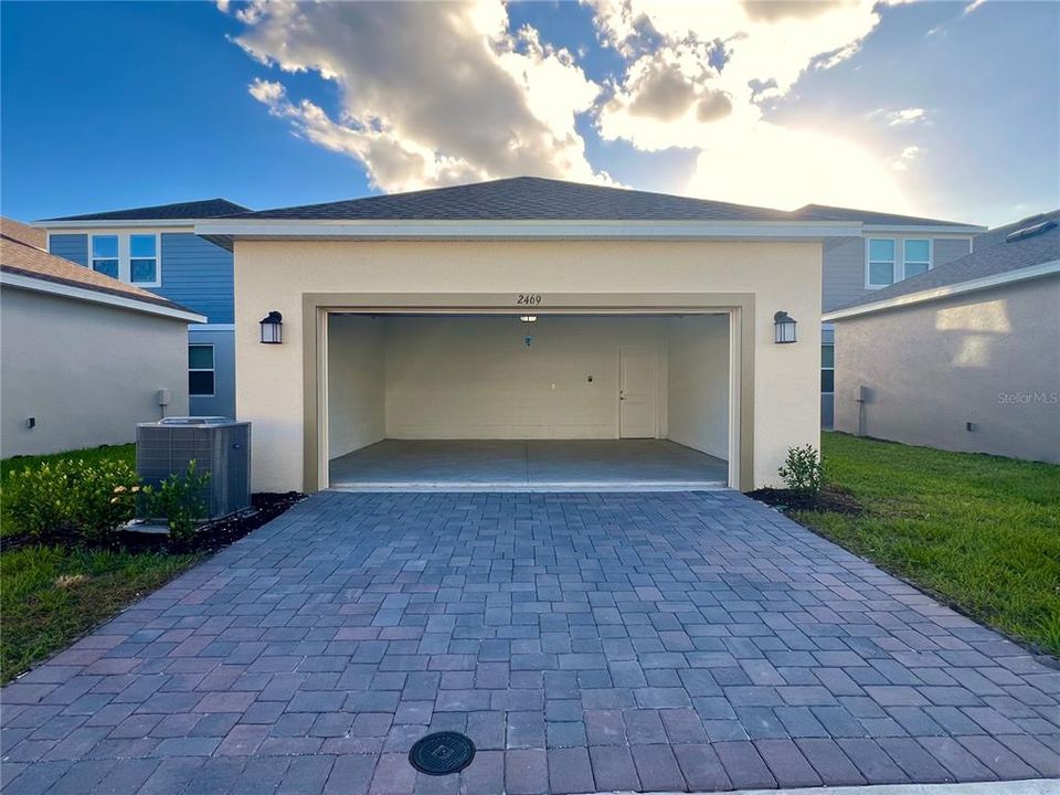 For Rent: $2,400 (4 beds, 3 baths, 2023 Square Feet)