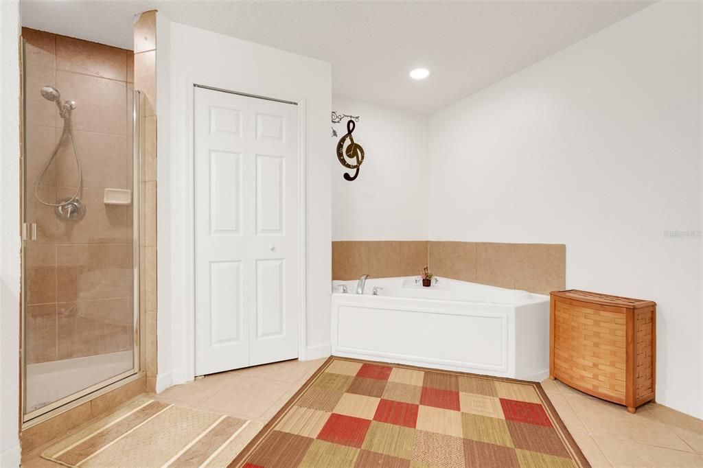 出租: $2,500 (3 贝兹, 2 浴室, 2010 平方英尺)