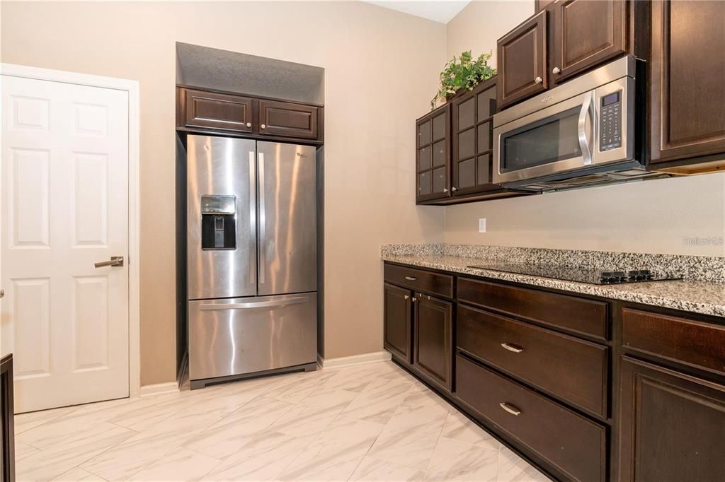 En Renta: $2,400 (4 camas, 2 baños, 1884 Pies cuadrados)