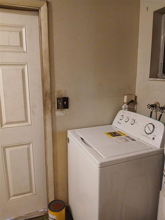 For Sale: $274,999 (3 beds, 1 baths, 1228 Square Feet)