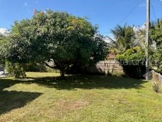 For Sale: $274,999 (3 beds, 1 baths, 1228 Square Feet)