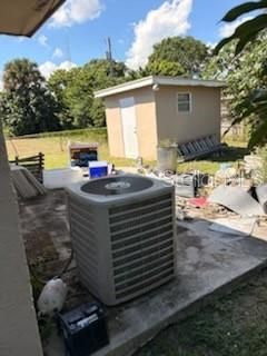 For Sale: $274,999 (3 beds, 1 baths, 1228 Square Feet)