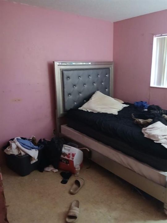 For Sale: $274,999 (3 beds, 1 baths, 1228 Square Feet)