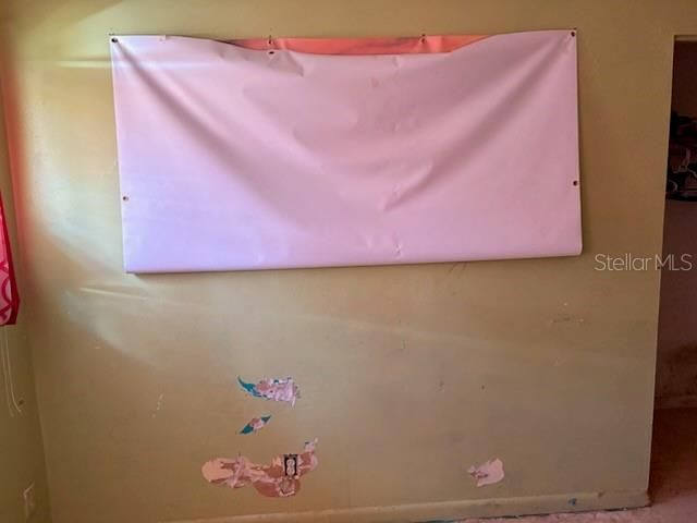 For Sale: $274,999 (3 beds, 1 baths, 1228 Square Feet)