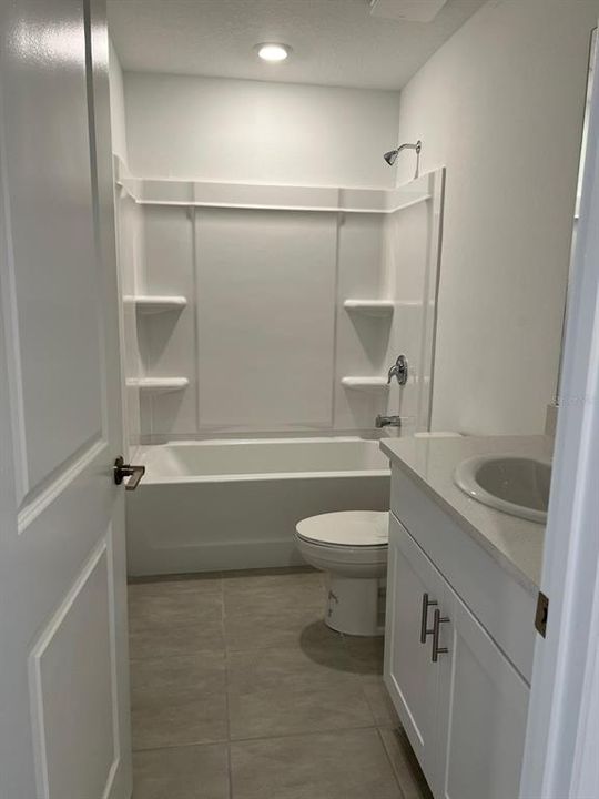 出租: $1,800 (3 贝兹, 2 浴室, 1373 平方英尺)