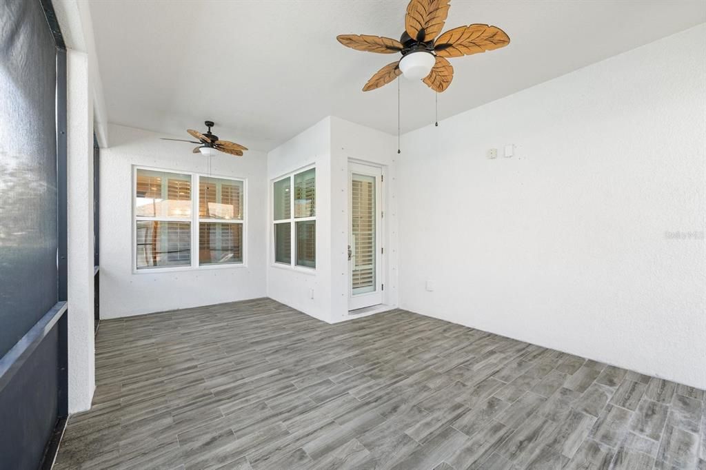 Activo con contrato: $533,000 (3 camas, 3 baños, 2302 Pies cuadrados)