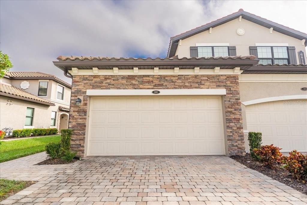 For Sale: $510,000 (3 beds, 2 baths, 1786 Square Feet)