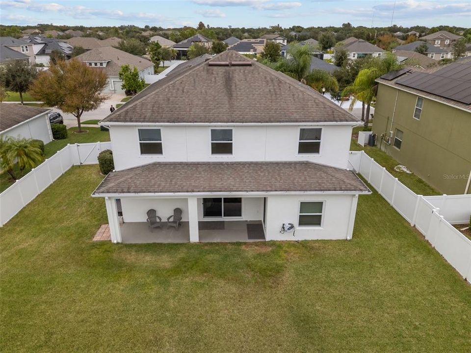 合同活跃: $499,900 (6 贝兹, 3 浴室, 3092 平方英尺)