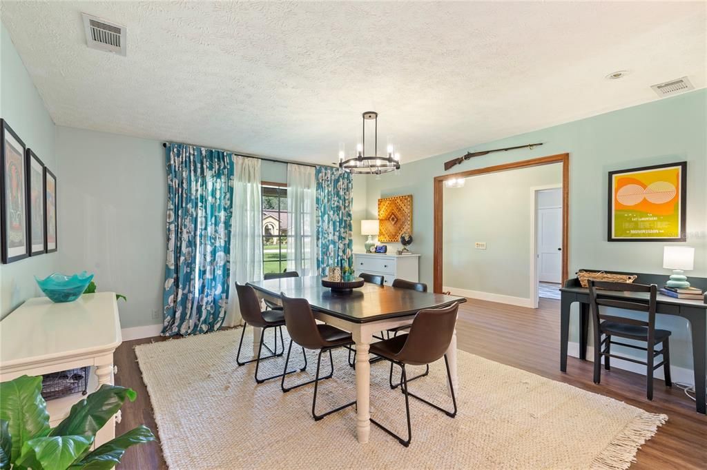 For Sale: $599,000 (4 beds, 3 baths, 2642 Square Feet)