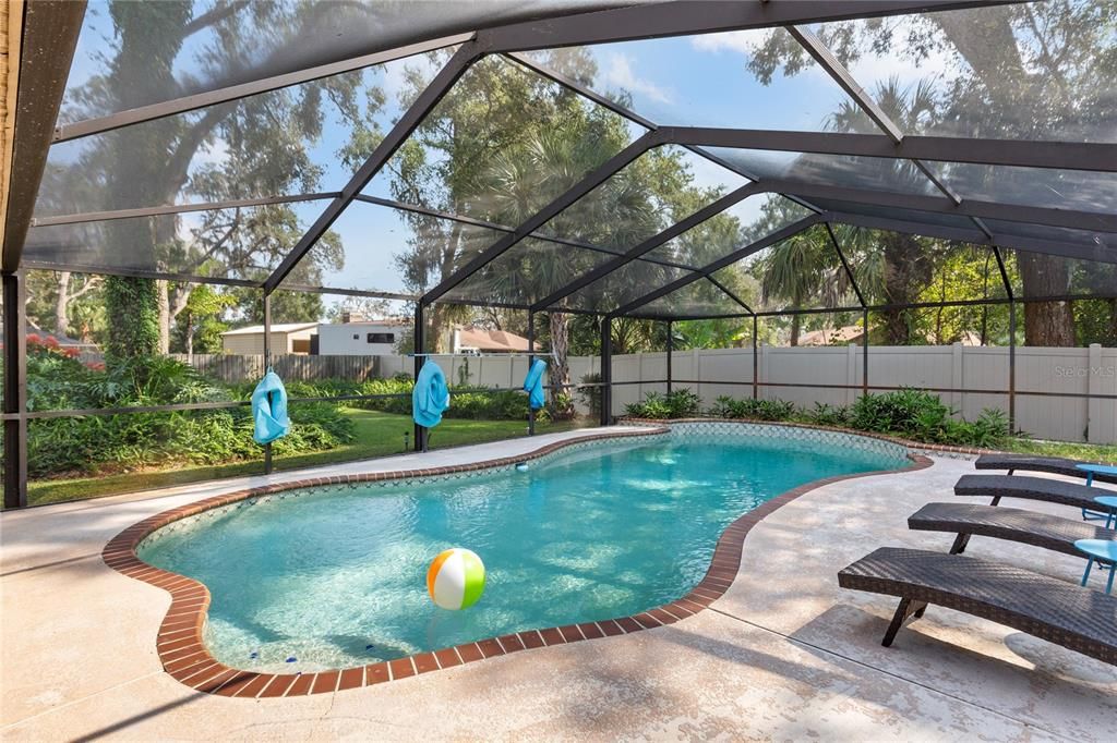 For Sale: $599,000 (4 beds, 3 baths, 2642 Square Feet)