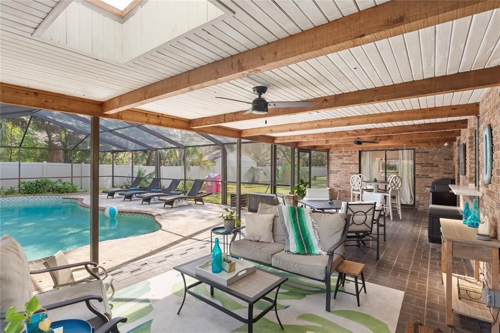 For Sale: $599,000 (4 beds, 3 baths, 2642 Square Feet)