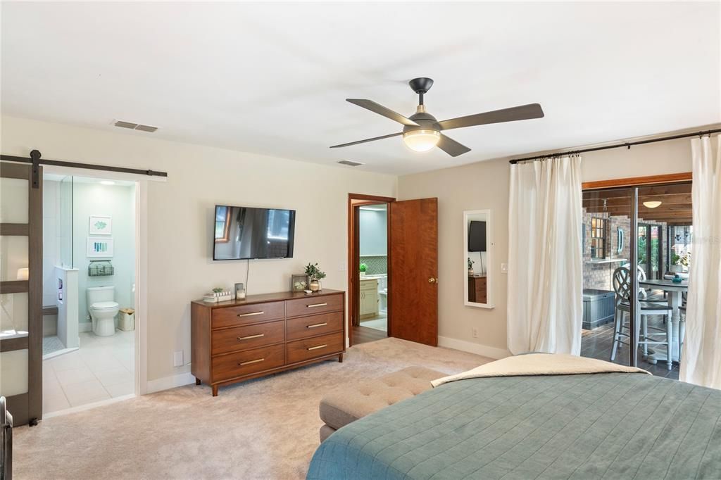 For Sale: $599,000 (4 beds, 3 baths, 2642 Square Feet)