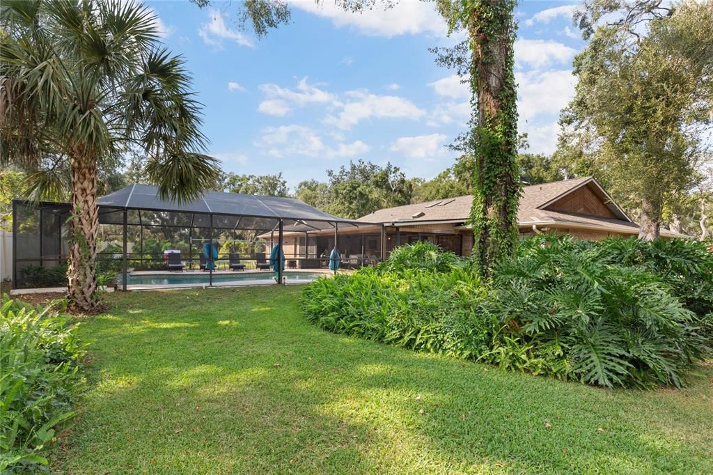 For Sale: $599,000 (4 beds, 3 baths, 2642 Square Feet)