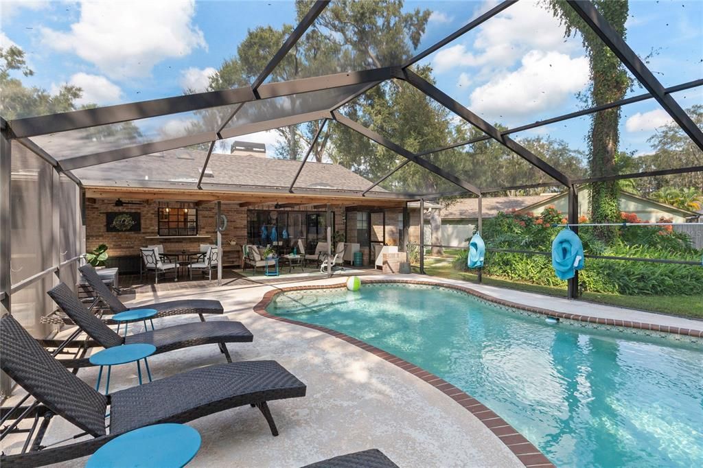 For Sale: $599,000 (4 beds, 3 baths, 2642 Square Feet)