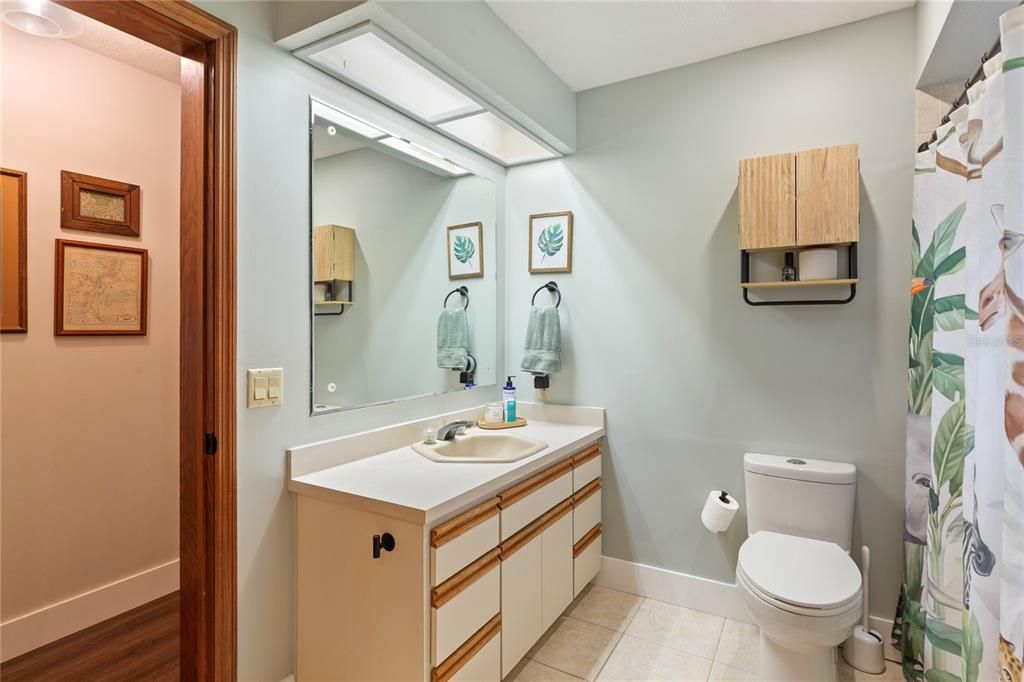 For Sale: $599,000 (4 beds, 3 baths, 2642 Square Feet)