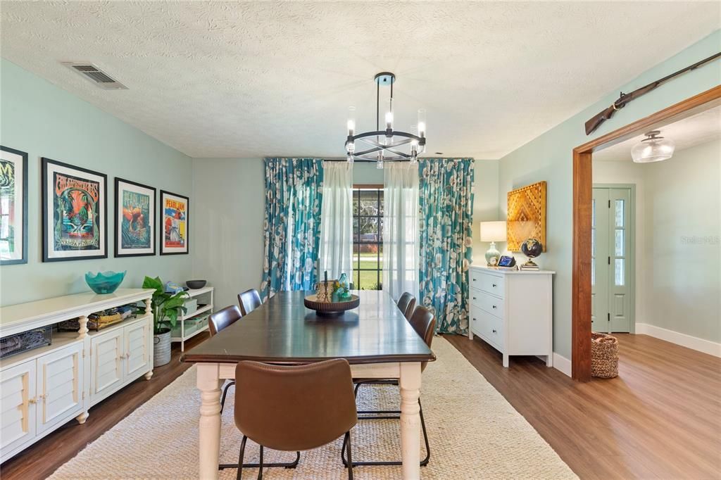 For Sale: $599,000 (4 beds, 3 baths, 2642 Square Feet)