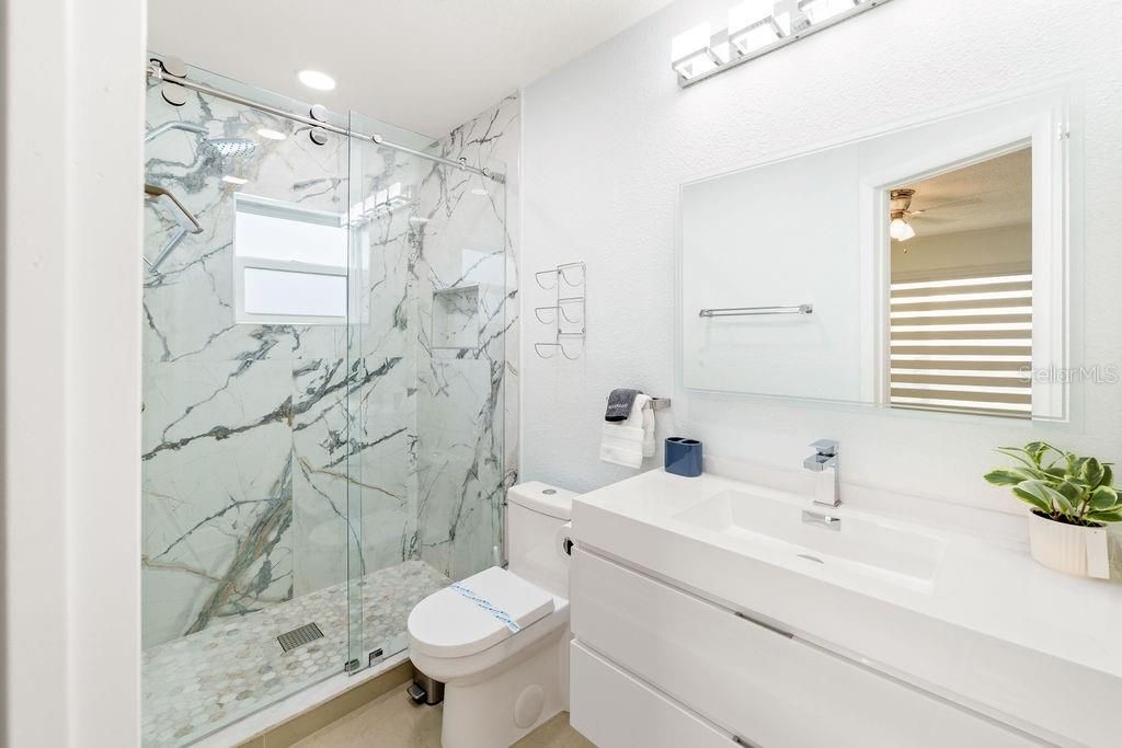 Active With Contract: $425,000 (3 beds, 2 baths, 1416 Square Feet)