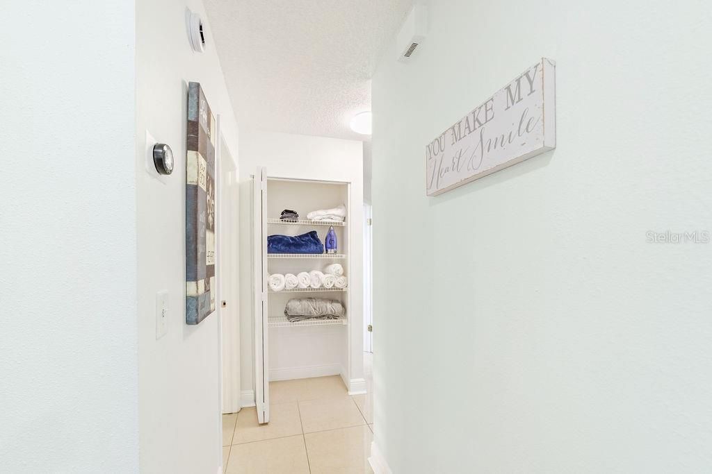 Active With Contract: $425,000 (3 beds, 2 baths, 1416 Square Feet)