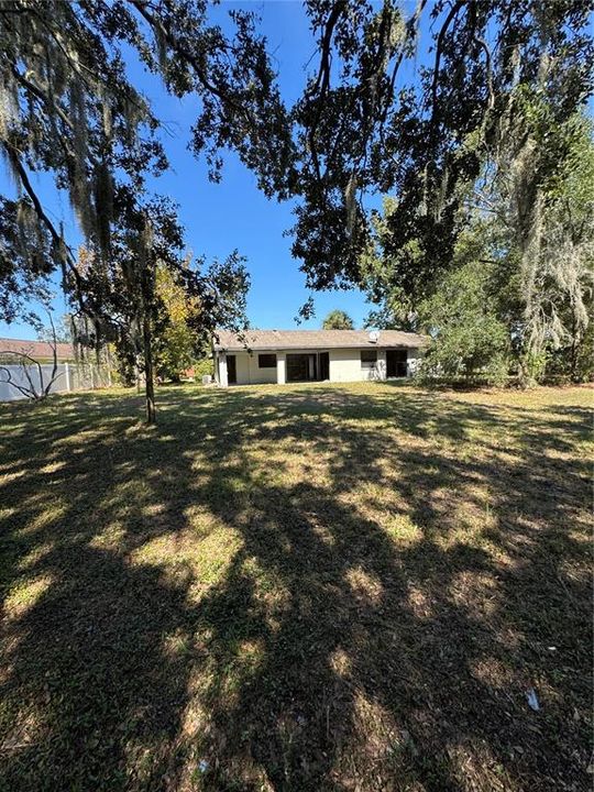 For Sale: $250,000 (3 beds, 2 baths, 1575 Square Feet)