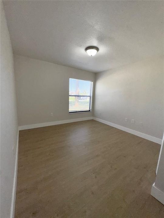 For Sale: $250,000 (3 beds, 2 baths, 1575 Square Feet)