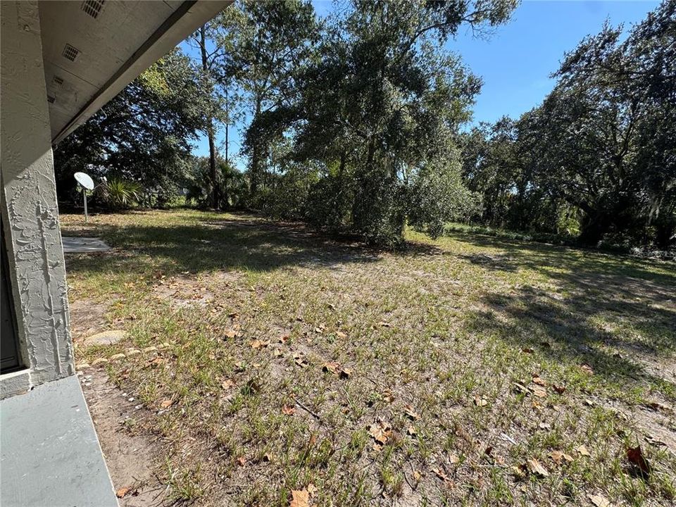 For Sale: $250,000 (3 beds, 2 baths, 1575 Square Feet)