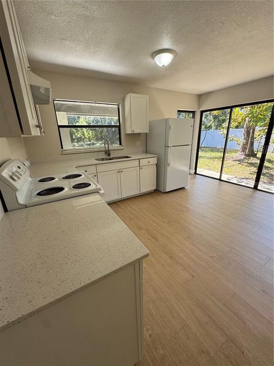 For Sale: $250,000 (3 beds, 2 baths, 1575 Square Feet)