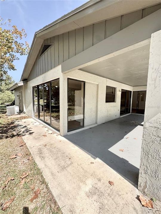 For Sale: $250,000 (3 beds, 2 baths, 1575 Square Feet)