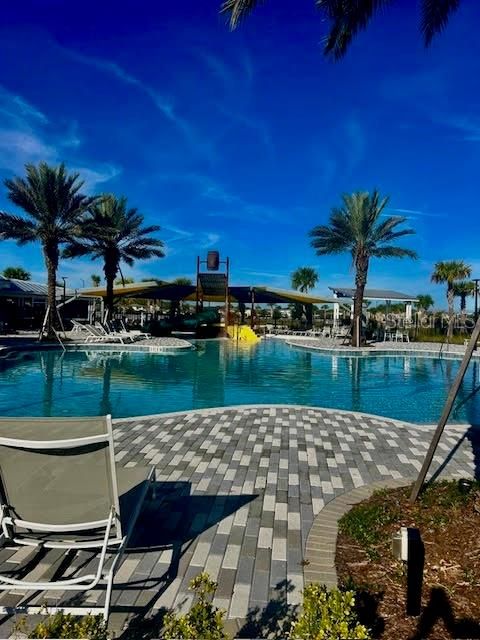 For Rent: $2,750 (3 beds, 2 baths, 1772 Square Feet)