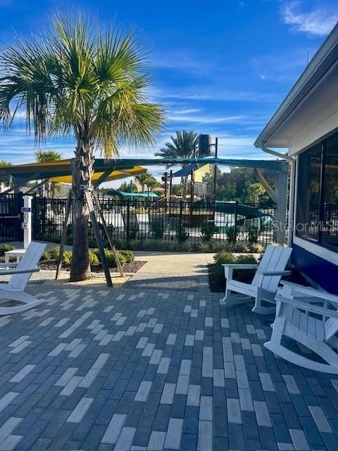 For Rent: $2,750 (3 beds, 2 baths, 1772 Square Feet)