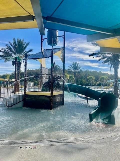 For Rent: $2,750 (3 beds, 2 baths, 1772 Square Feet)